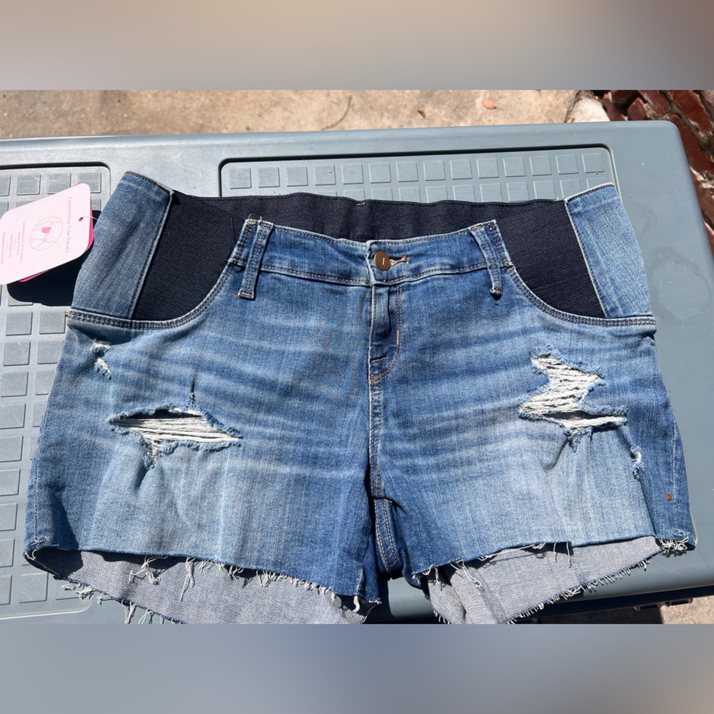 new maternity shorts 🩳